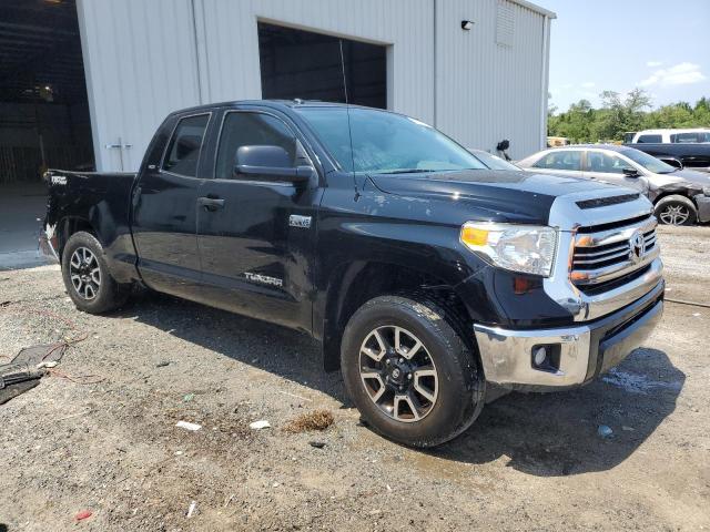 5TFRW5F13HX219671 - 2017 TOYOTA TUNDRA DOUBLE CAB SR/SR5 BLACK photo 4