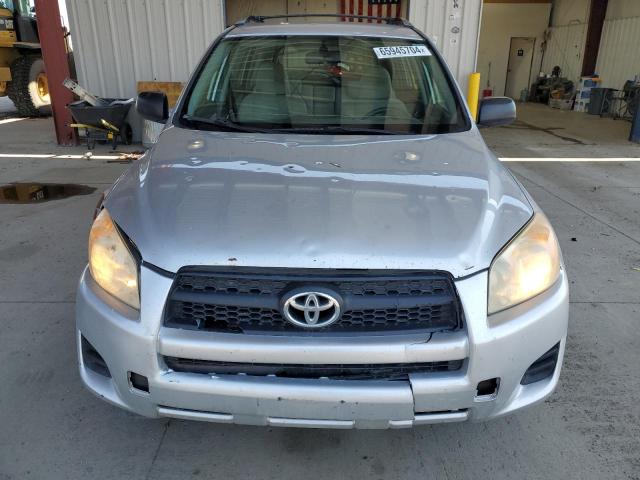 JTMBF33VX9D005535 - 2009 TOYOTA RAV4 银色 照片 5