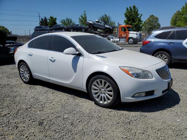 2G4GR5EK1C9115451 - 2012 BUICK REGAL WHITE photo 4