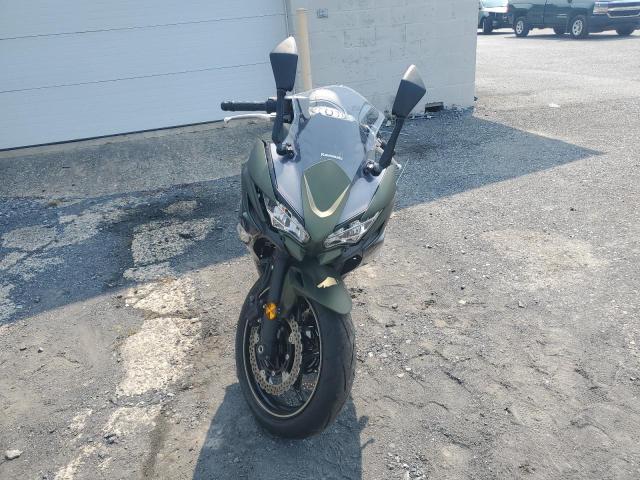 ML5EXER1XRDAD6075 - 2024 KAWASAKI EX650 R Vert photo 2