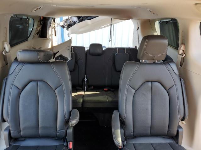 2C4RC1BGXNR205837 - 2022 CHRYSLER PACIFICA TOURING L GRAY photo 10