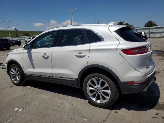 5LMCJ2D9XJUL21755 - 2018 LINCOLN MKC SELECT WHITE photo 2