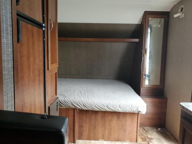 4YDT15311HT416559 - 2017 KEYSTONE PASSPORT WHITE photo 8