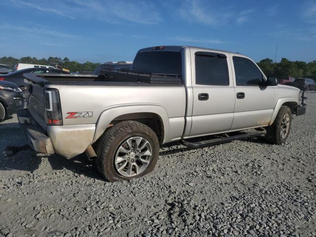 2GCEK13T341382899 - 2004 CHEVROLET SILVERADO K1500 SILVER photo 3