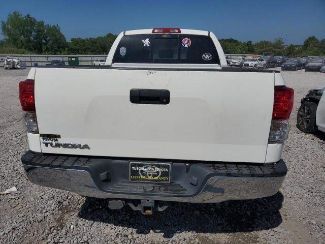 5TFRM5F14AX008524 - 2010 TOYOTA TUNDRA DOUBLE CAB SR5 WHITE photo 6