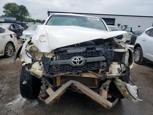 5TFJU4GN3BX007651 - 2011 TOYOTA TACOMA DOUBLE CAB PRERUNNER WHITE photo 5