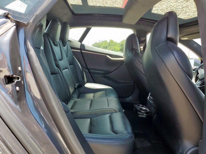 5YJSA1E15HF223354 - 2017 TESLA MODEL S GRAY photo 10