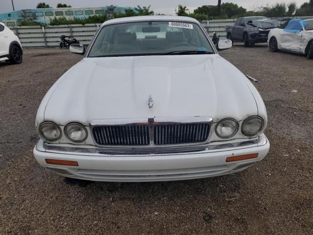 SAJHX6247VC795475 - 1997 JAGUAR XJ6 L WHITE photo 5