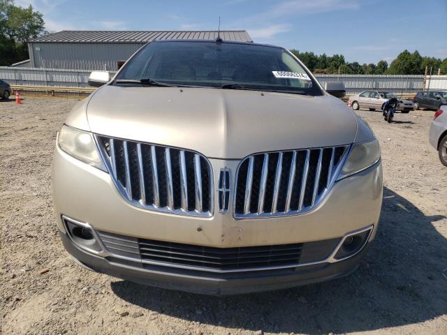 2LMDJ6JK6BBJ34028 - 2011 LINCOLN MKX BEIGE photo 5