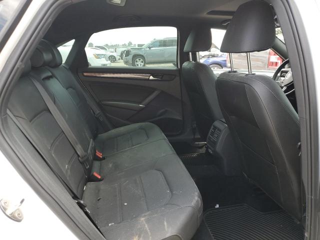 1VWMA7A38NC002632 - 2022 VOLKSWAGEN PASSAT R-LINE Weiß Foto 10