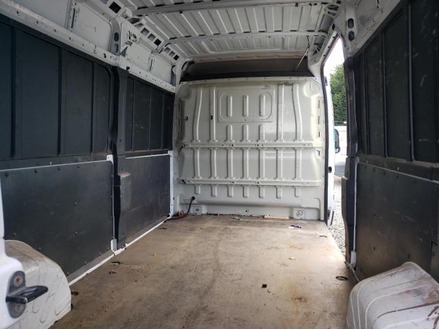 3C6TRVDG9HE538830 - 2017 RAM PROMASTER 2500 HIGH 双色 照片 10