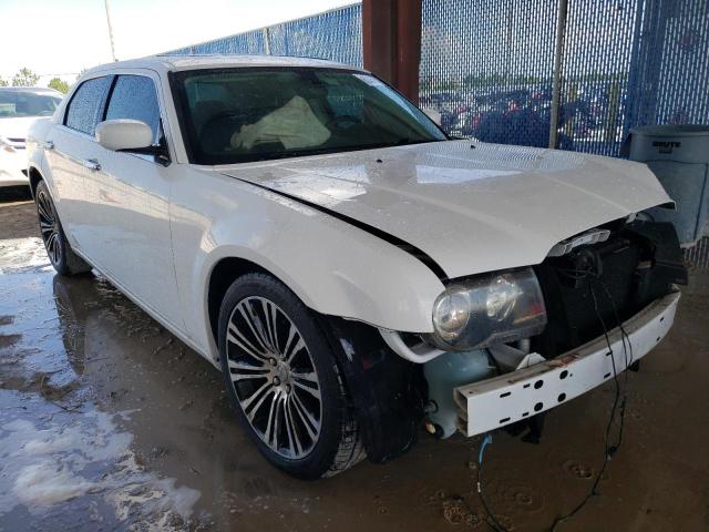 2C3CA9CT5AH329234 - 2010 CHRYSLER 300 S WHITE photo 4