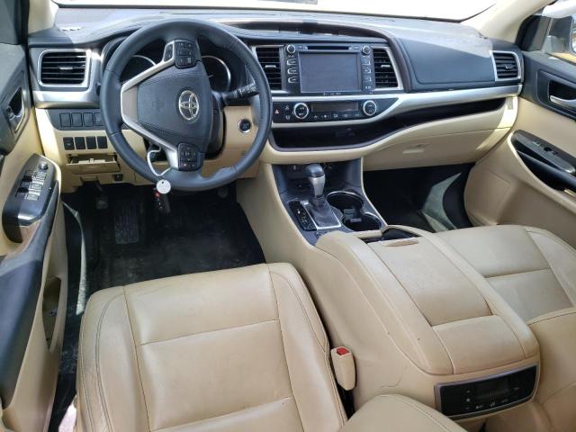 5TDKKRFH3GS170820 - 2016 TOYOTA HIGHLANDER XLE 白色 照片 8