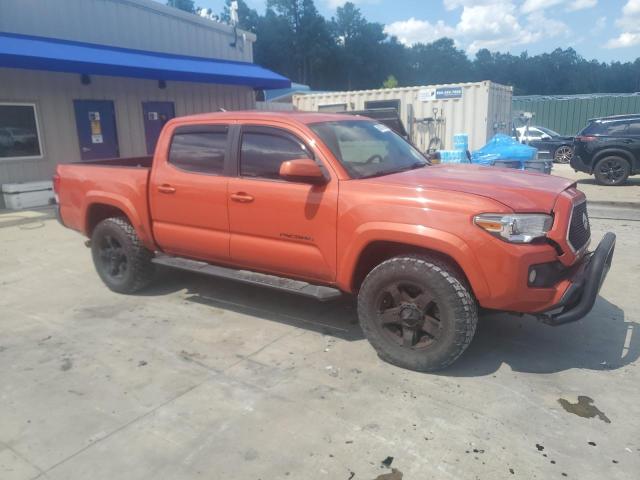 5TFCZ5AN8GX030052 - 2016 TOYOTA TACOMA DOUBLE CAB ORANGE photo 4