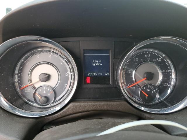 2A4RR8DG4BR634854 - 2011 CHRYSLER TOWN & COU TOURING L WHITE photo 9