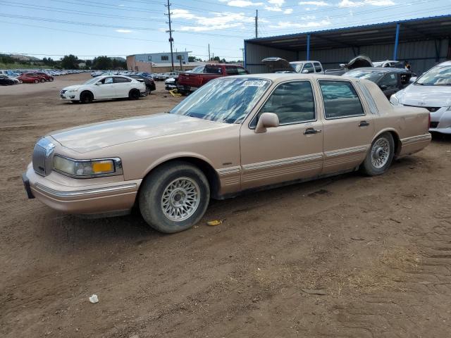 1LNLM81W9TY674944 - 1996 LINCOLN TOWN CAR EXECUTIVE BROWN photo 1