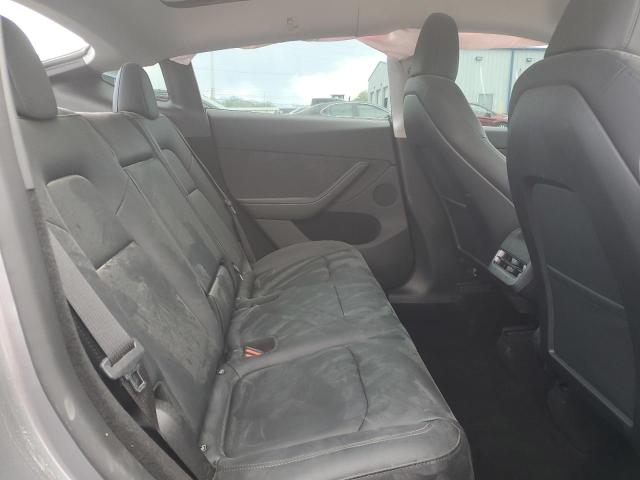 7SAYGDEE3RA287813 - 2024 TESLA MODEL Y 灰色 照片 10