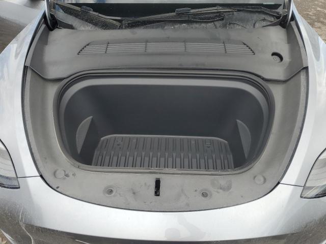 7SAYGDEE3RA287813 - 2024 TESLA MODEL Y 灰色 照片 11