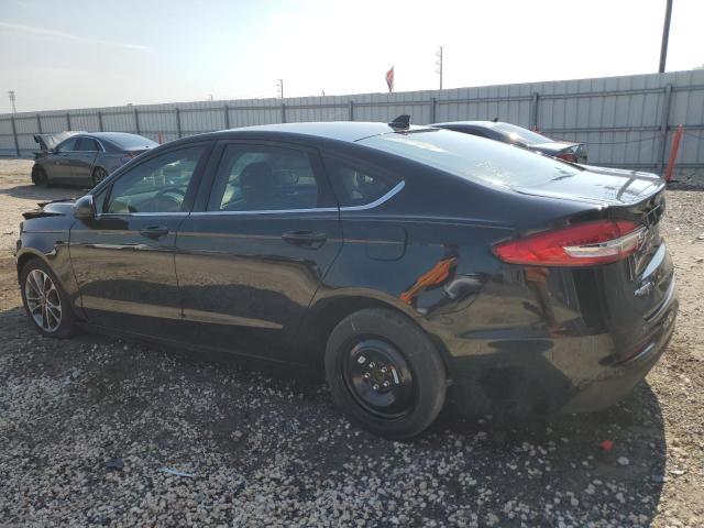 3FA6P0HD2KR159799 - 2019 FORD FUSION SE BLACK photo 2