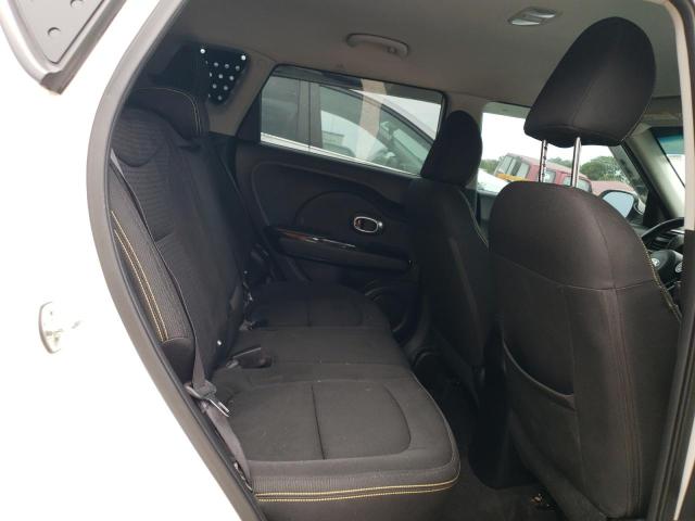 KNDJP3A5XE7055467 - 2014 KIA SOUL + WHITE photo 10