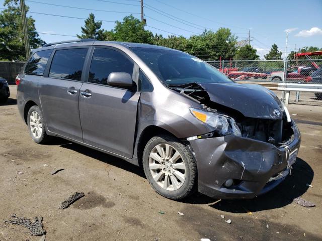 5TDDK3DC3FS120981 - 2015 TOYOTA SIENNA XLE SILVER photo 4