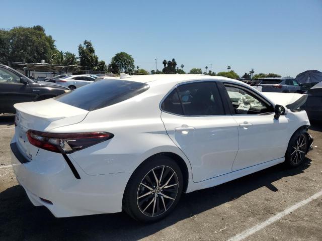 4T1S31AK8RU062902 - 2024 TOYOTA CAMRY SE NIGHT SHADE WHITE photo 3