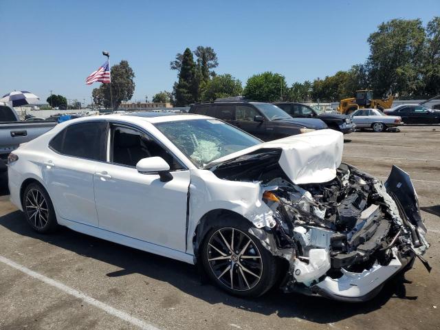 4T1S31AK8RU062902 - 2024 TOYOTA CAMRY SE NIGHT SHADE WHITE photo 4