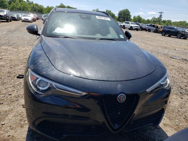 ZASPAKBN1N7D47701 - 2022 ALFA ROMEO STELVIO TI BLACK photo 5