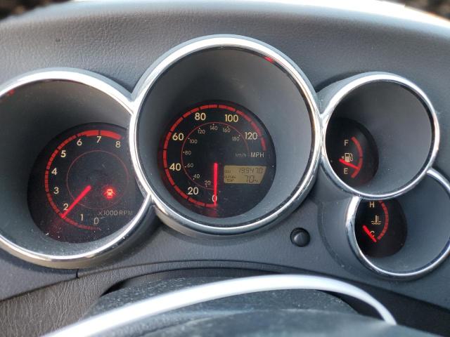 2T1KR32E84C270002 - 2004 TOYOTA MATRIX XR Gris photo 9