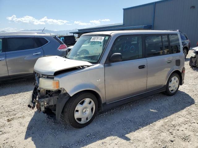 JTLKT324X64105040 - 2006 TOYOTA SCION XB GRAY photo 1