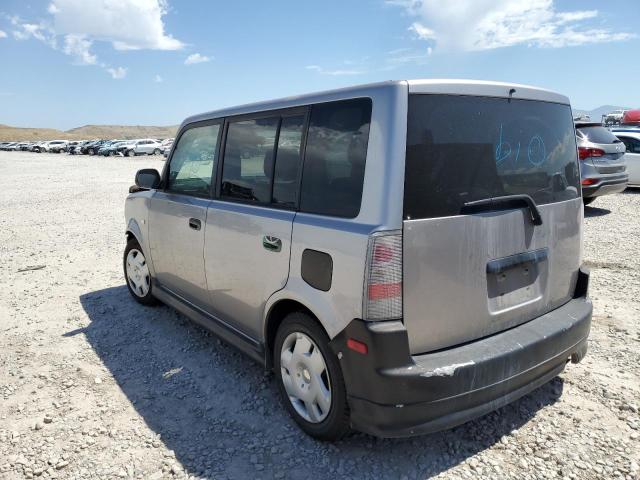 JTLKT324X64105040 - 2006 TOYOTA SCION XB GRAY photo 2