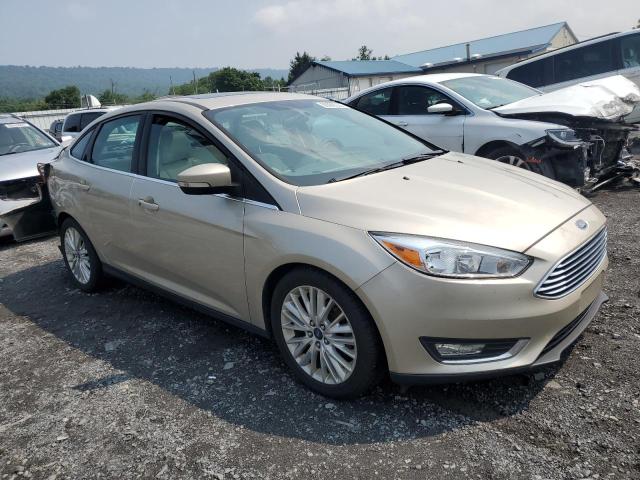 1FADP3J20JL272178 - 2018 FORD FOCUS TITANIUM GOLD photo 4