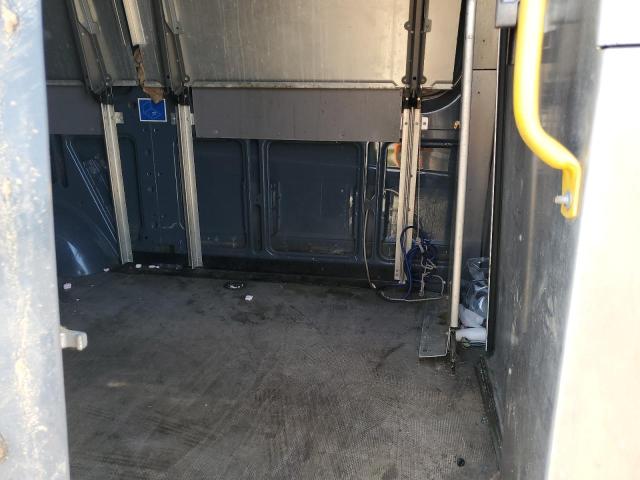 WD3PE7CD7JP640880 - 2018 MERCEDES-BENZ SPRINTER 2500 Grau Foto 11