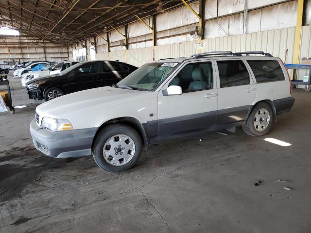 2000 VOLVO V70 XC, null