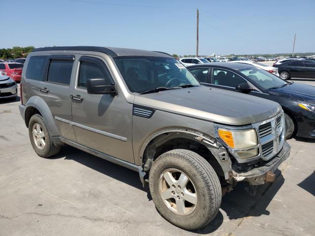 1D8GT28K37W606523 - 2007 DODGE NITRO SXT GOLD photo 4