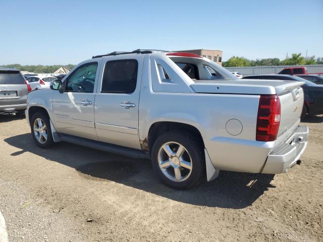 3GNTKGE34BG368206 - 2011 CHEVROLET AVALANCHE LTZ SILVER photo 2