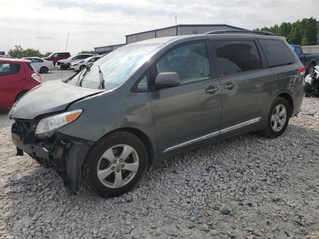 2013 TOYOTA SIENNA LE, null