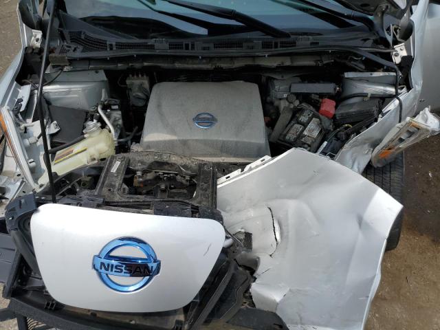 1N4AZ0CP7DC415653 - 2013 NISSAN LEAF S SILVER photo 11