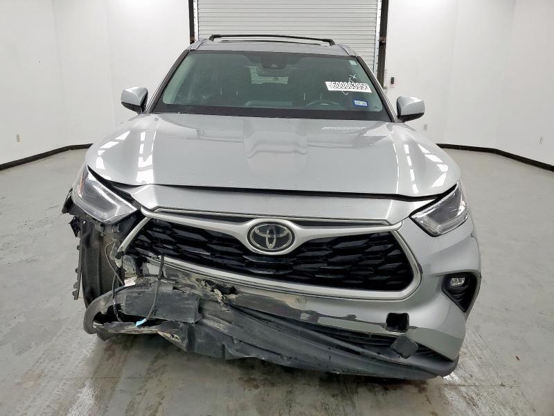 5TDHZRBH7MS072199 - 2021 TOYOTA HIGHLANDER XLE SILVER photo 5