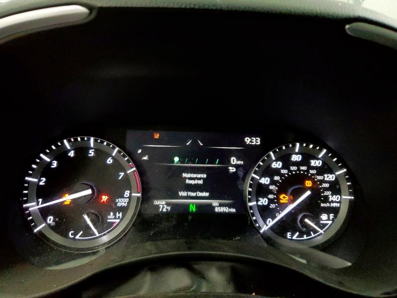 5TDHZRBH7MS072199 - 2021 TOYOTA HIGHLANDER XLE SILVER photo 9