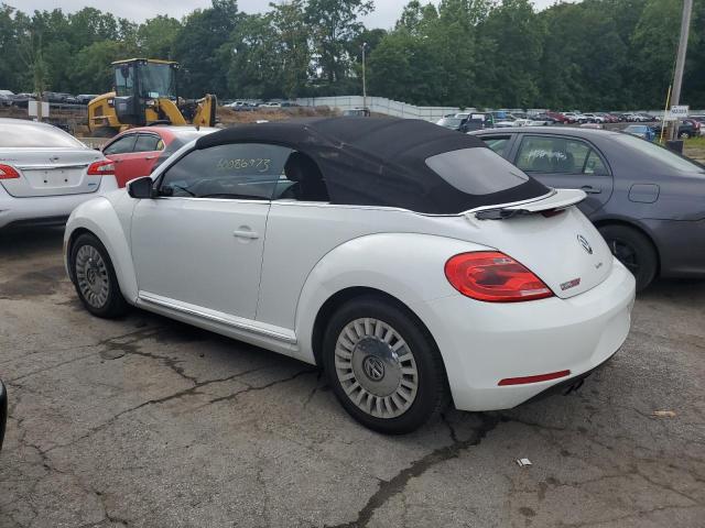 3VW517AT4GM802754 - 2016 VOLKSWAGEN BEETLE S/SE WHITE photo 2