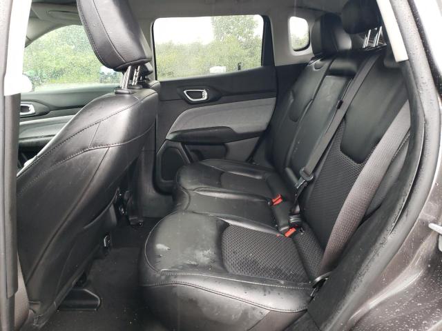 3C4NJDBB8NT130627 - 2022 JEEP COMPASS LATITUDE GRAY photo 11