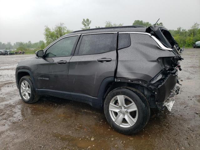 3C4NJDBB8NT130627 - 2022 JEEP COMPASS LATITUDE GRAY photo 2