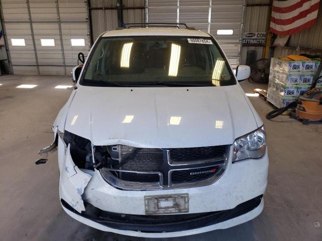 2C4RDGCG5GR355095 - 2016 DODGE GRAND CARA SXT WHITE photo 5