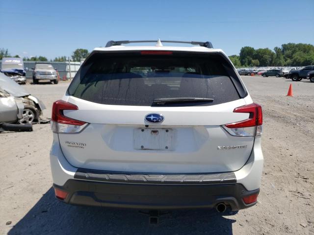 JF2SKAUC7KH596128 - 2019 SUBARU FORESTER LIMITED Weiß Foto 6