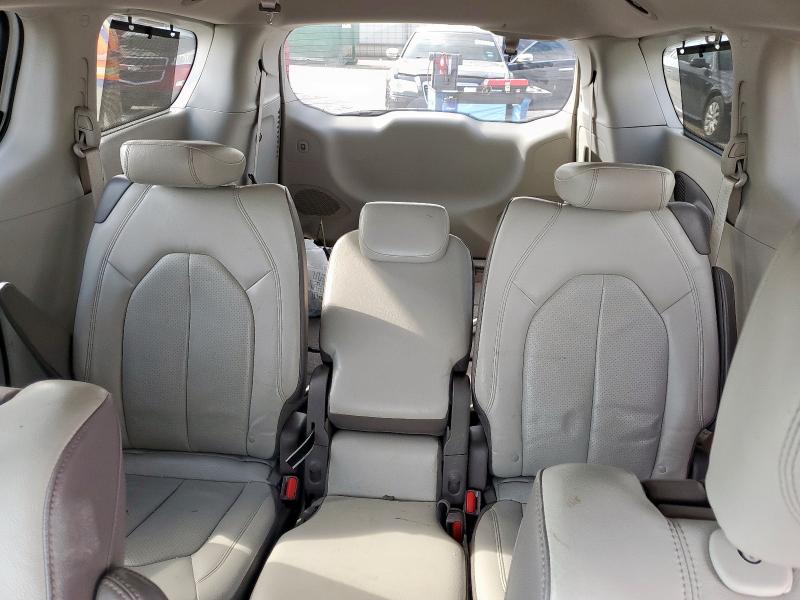 2C4RC1EG7JR197833 - 2018 CHRYSLER PACIFICA TOURING L PLUS WHITE photo 10