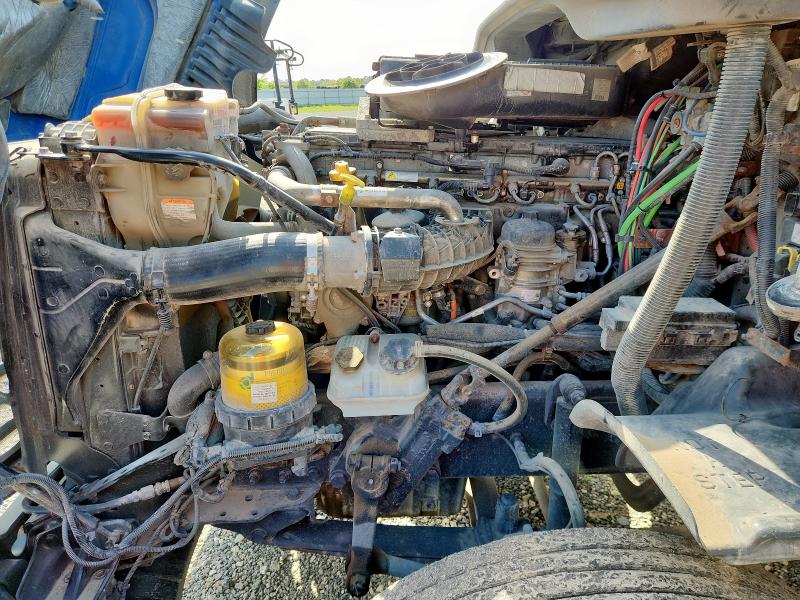 3AKJGEDV9HSJF2820 - 2017 FREIGHTLINER CASCADIA 1 BLUE photo 7