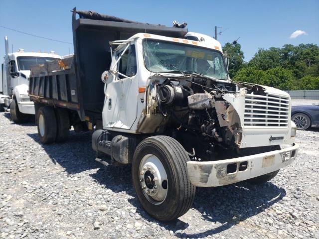 2001 INTERNATIONAL 4000 4700, 