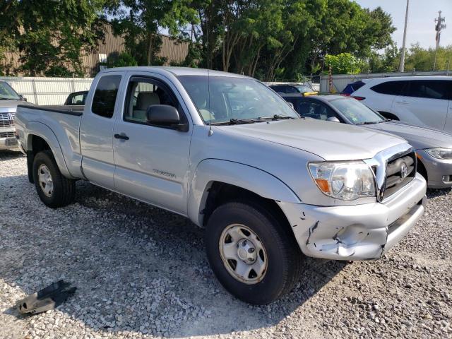 5TEUU42N86Z309875 - 2006 TOYOTA TACOMA ACCESS CAB SILVER photo 4