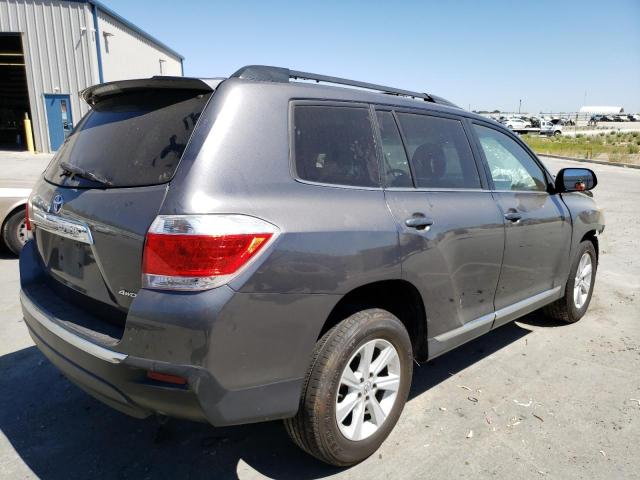 5TDBK3EH9DS227130 - 2013 TOYOTA HIGHLANDER BASE GRAY photo 3